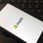 ¿Qué es Shopify POS? | Oyova