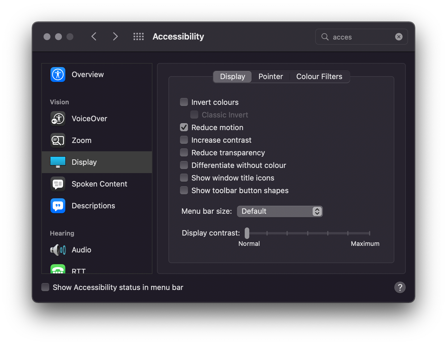 Captura de pantalla de la configuración de preferencia del usuario de MacOS abierta para Accesibilidad y opciones de visualización, incluida una opción de reducción de movimiento que está marcada.