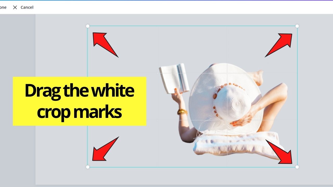 Arrastre las marcas de recorte blancas