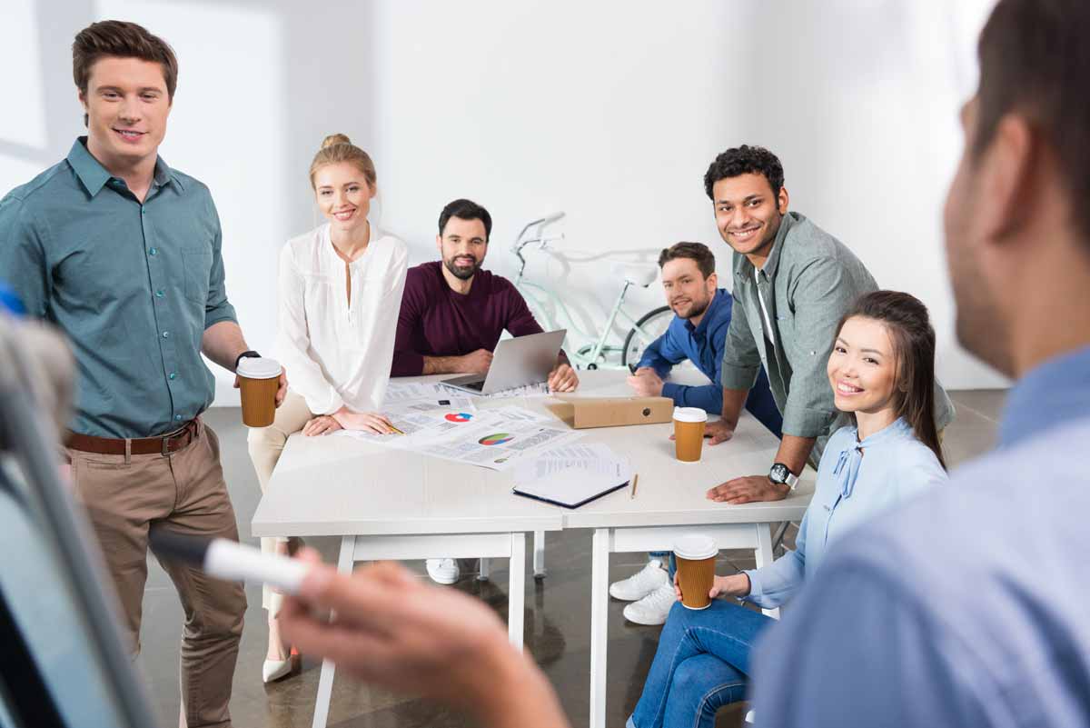 Gestión de equipos comerciales: revisión comercial y de laboratorio